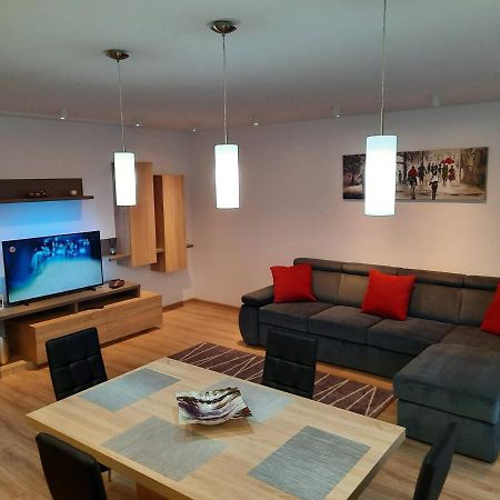 Sorin'S Comfortable Apartment 布拉索夫 外观 照片
